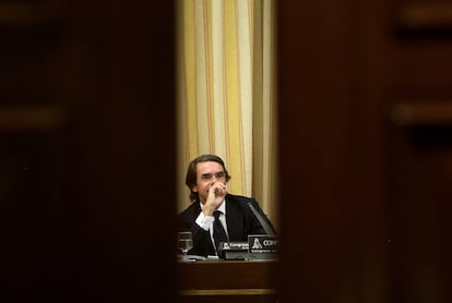 El expresidente del Gobierno José María Aznar durante su comparecencia en el Congreso, en 2018. 


