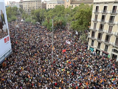 Concentración en la plaza Universitat, en Barcelona.