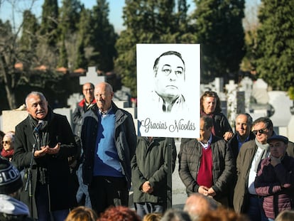 Entierro de Nicolás Redondo en el Cementerio Civil de La Almudena, en Madrid.