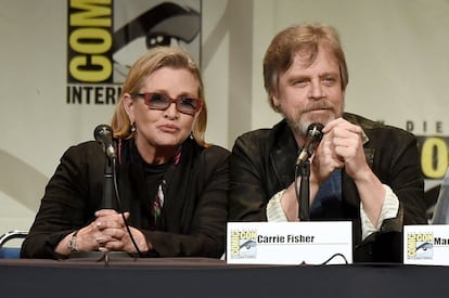 Carrie Fisher (Princesa Leia) e Mark Hamill (Luke Skywalker), em 10 de julho de 2015, na feira Comic-Com, em San Diego, Califórnia.