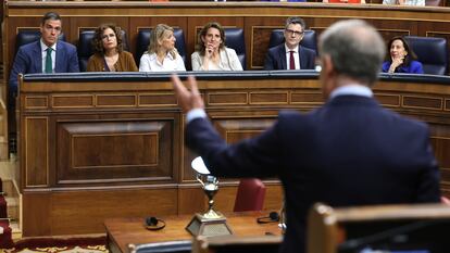 Pedro Sánchez y Alberto Nuñez Feijóo, el pasado miércoles en el Congreso.