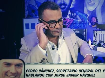 Fotograma de 'Sálvame' en el momento de la llamada de Pedro Sánchez.