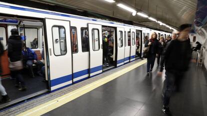 Estaci&oacute;n de Pac&iacute;fico de la L&iacute;nea 1 del Metro de Madrid.
 
 