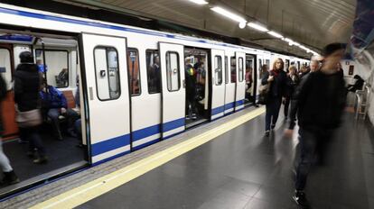 Estación de Pacífico de la Línea 1 del Metro de Madrid.