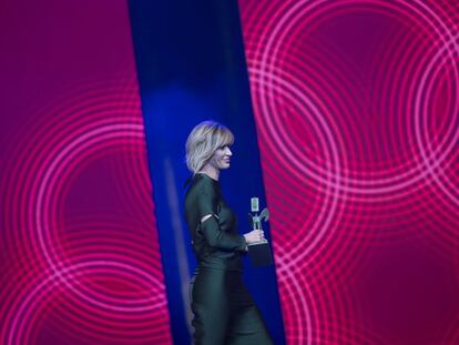 Susanna Griso recibe el Premio Ondas Nacional de Televisión por mejor presentadora.