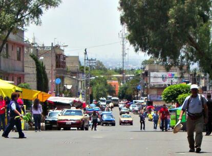 Una de las principales avenidas del barrio Pedregal de Santo Domingo.