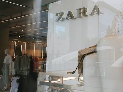 Escaparate de una tienda de Zara ubicada en el centro de Madrid. 