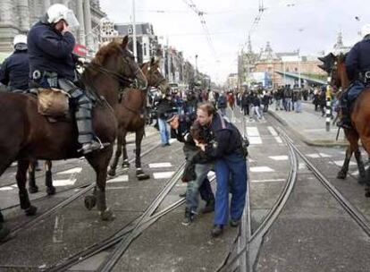 Imagen de una de las protestas estudiantiles ocurridas las últimas semanas en Amsterdam (Holanda).