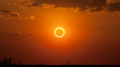 Eclipse solar anular do Novo México