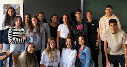 Estudiantes de primero de Bachillerato de la clase de Esther García-Ligero en el Instituto Álvarez Cubero de Priego de Córdoba, en el curso 2022-23.