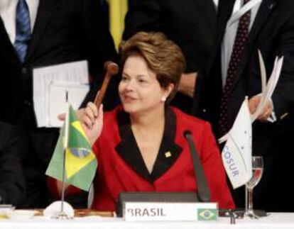 La presidenta brasileña, Dilma Rousseff (c). EFE/Archivo