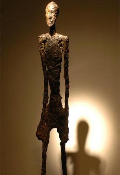 <i>Hombre andando,</i> de Alberto Giacometti.