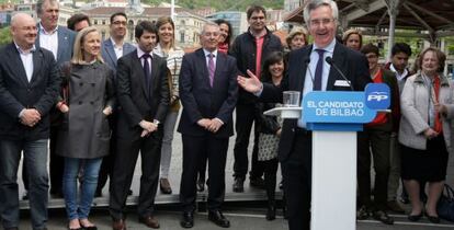 El candidato del PP al Ayuntamiento de Bilbao, Luis Eguíluz, presenta este miércoles su candidatura.