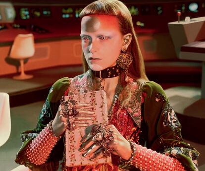 Gucci/ TM & © 2017 CBS Studios Inc. STAR TREK and related marks are properties owned by CBS Studios Inc. All Rights Reserved.