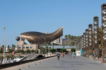 Monumento al Pez, diseñado por Frank Gehry en 1992.