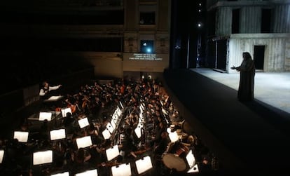 A performance of the opera Elektra at Teatro Real.