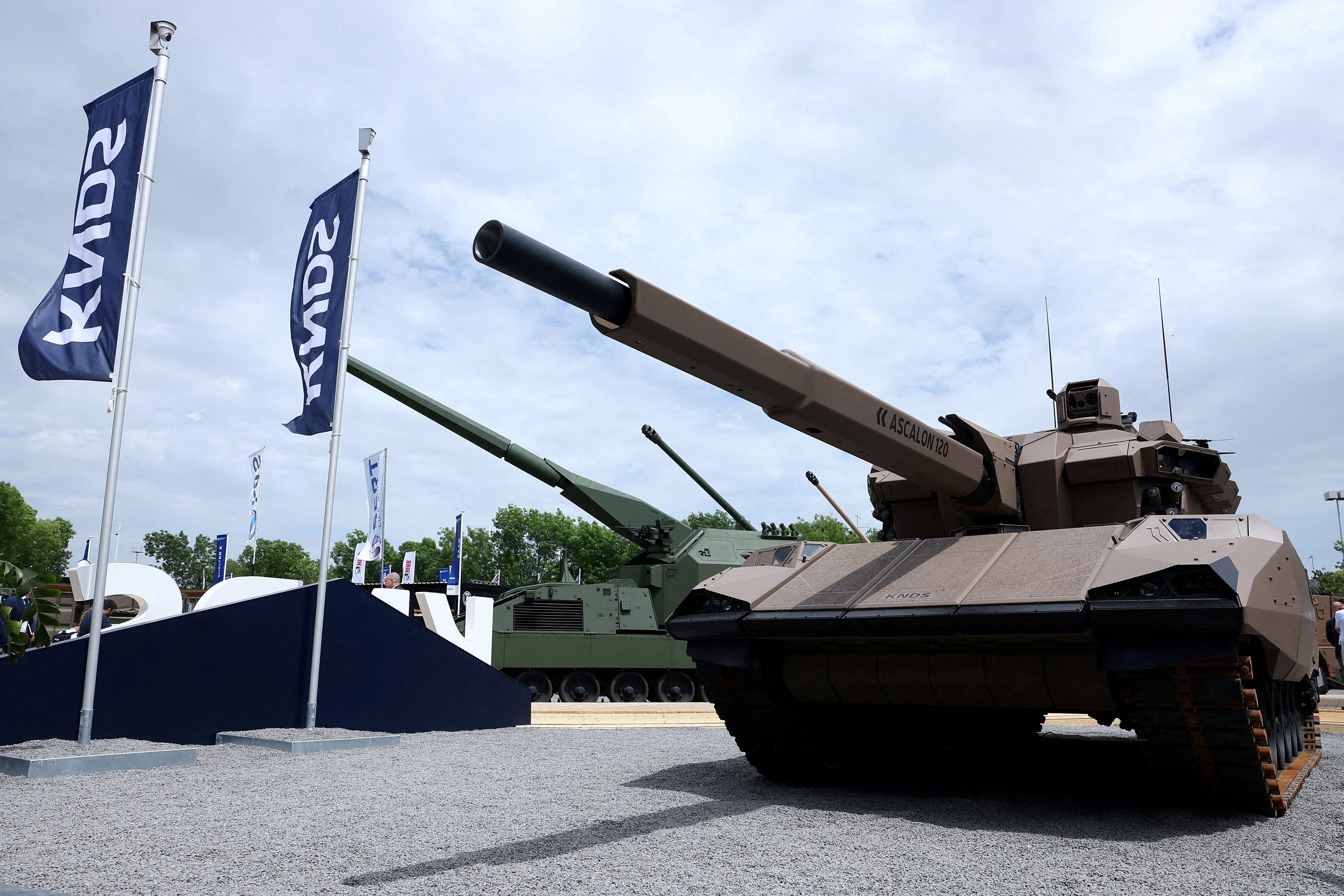 Alemania acuerda con Francia convertirse en accionistas conjuntos en el grupo armamentístico KNDS