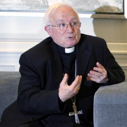 El cardenal Antonio Cañizares durante su entrevista con José Luis Rodríguez Zapatero.