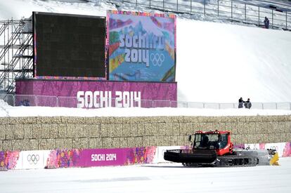 Se ultiman los preparativos en las instalaciones donde se van a celebrar los Juegos Olímpicos de Invierno de Sochi que comenzarán el próximo 7 de febrero.