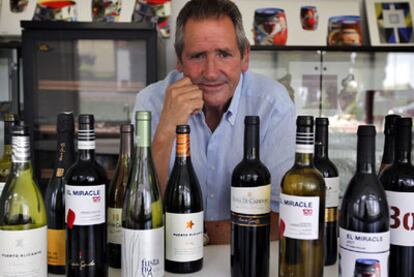 José María Gandía, en una sala de catas de la bodega en Chiva.