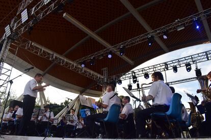 Concierto en las fiestas de Aluche, en una imagen tomada de la cuenta de X de la Junta Municipal de Latina.