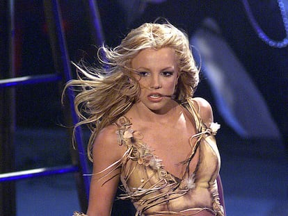 Britney Spears en una actuación en 2001.