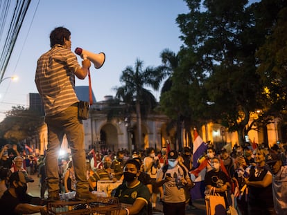 Protestas en el centro de Asunción, Paraguay