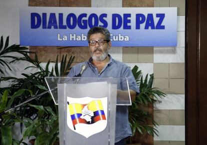 Un miembro de las FARC habla de la negociación en Cuba