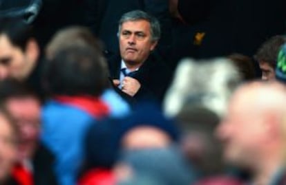 Mourinho acudió a Old Trafford para ver al Manchester United, próximo rival en la Champions del Madrid.