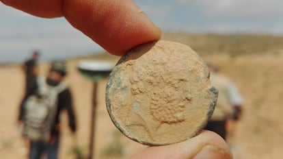 Moneda celtíbera de la ceca Bolskan (Huesca) localizada a los pies de la ciudad. 