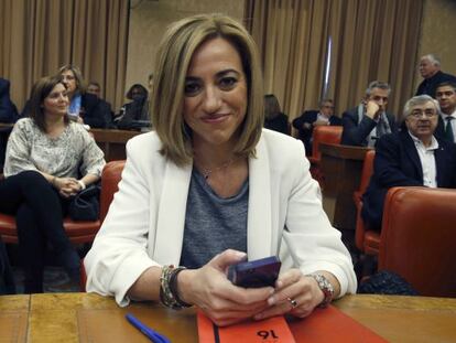 Carme Chac&oacute;n, en una reuni&oacute;n este martes en el Congreso. 