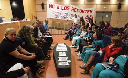 Encierro de los trabajadores del hospital Gregorio Marañón.