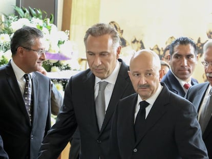 El abogado Juna Collado y el expresidente Carlos Salinas, en 2016