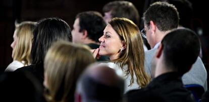La secretaria general del PP, María Dolores de Cospedal, durante su participación en la clausura, ayer, en San Sebastián, de la jornada de debate "¿Nos representan?".