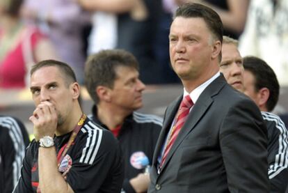 Ribéry, con Van Gaal ayer en el Bernabéu.