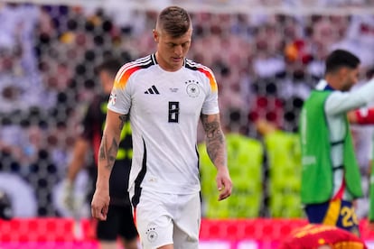 Toni Kroos, tras la derrota frente a España, en el último partido de su carrera. 