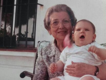 Con ocho meses, Ana todavía no había probado el estofado de cerveza de su abuela Nena