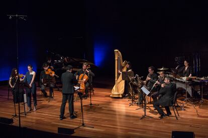 Un momento del concierto de Ensemble Sonido Extremo en el Auditorio 400 del Museo Reina Sofía.