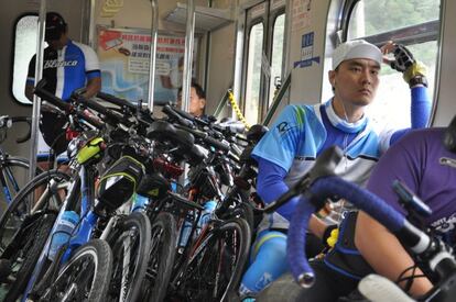 Ned Wu, fotoperiodista residente en Changhua, durante la Formosa 900. Cree que muchos habitantes de Taiwan han aceptado la bicicleta como algo diario.