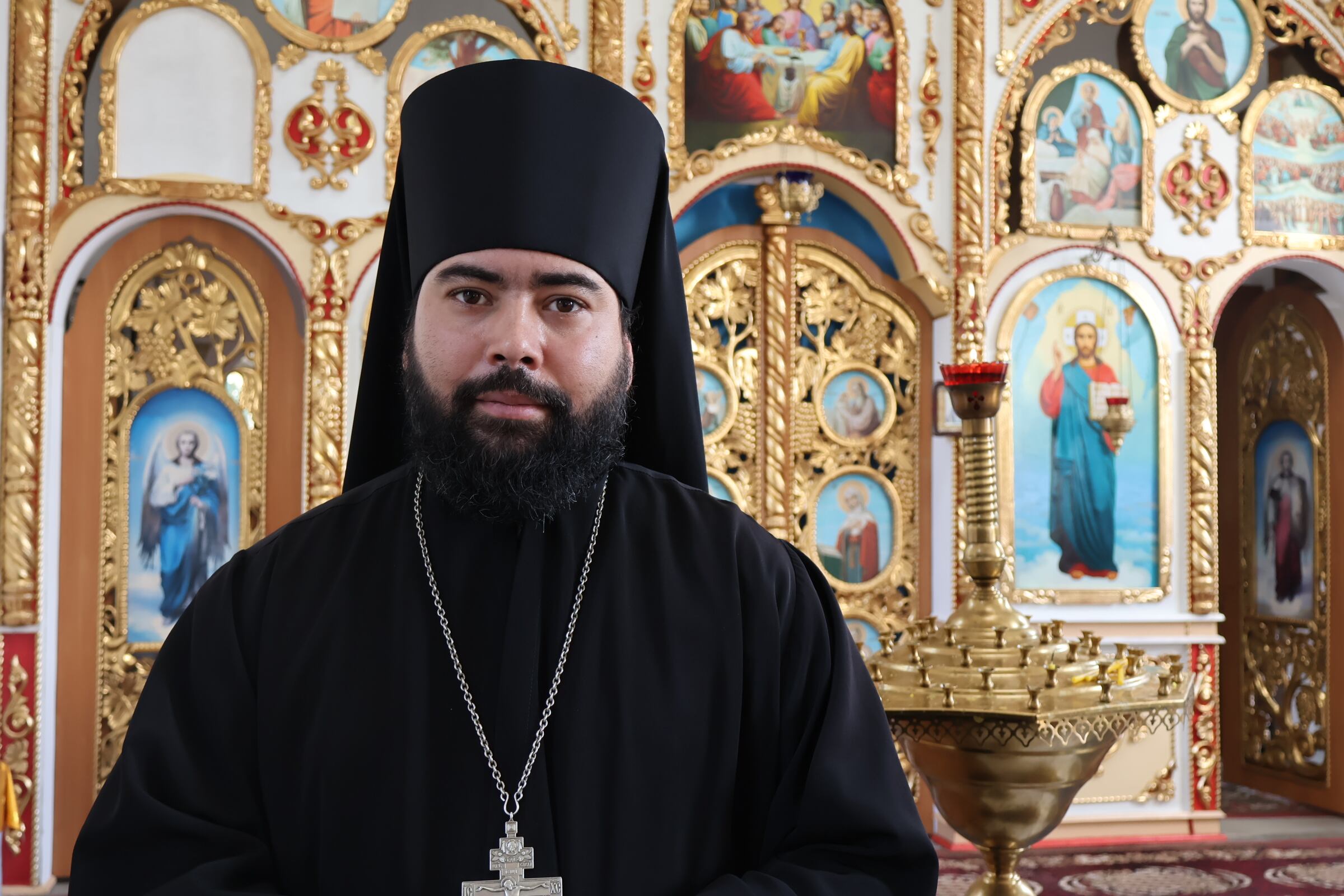 Pavel Yakimenko, sacerdote da Igreja Ortodoxa de Shishaki, Ucrânia, em 26 de agosto.
