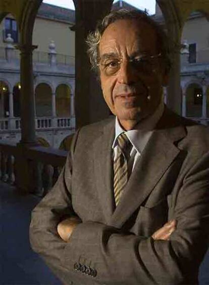 Salvador Giner, en la sede del Institut d'Estudis Catalans.