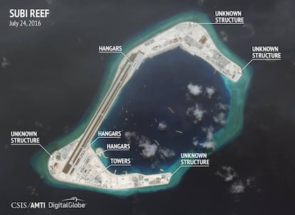 Imagen del 24 de julio que muestra nuevos hangares en el arrecife Subi.