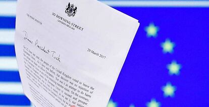 Carta de la primera ministra Theresa May en la que solicita a la UE la salida de Reino Unido.