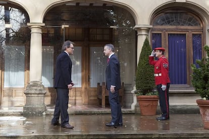 El lehendakari, Iñigo Urkullu, rep a Ajuria Enea el president de la Generalitat, Artur Mas.