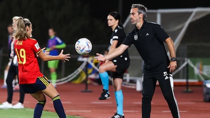 Jorge Vilda durante el partido clasificatorio para el Mundial femenino 2023 entre España y Hungría este viernes.