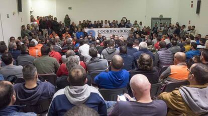 Asamblea informativa estes viernes en el centro de formación portuaria en Algeciras.