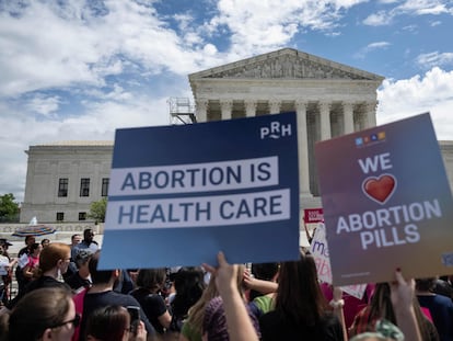 Manifestación a favor de las píldoras abortivas este viernes frente al Tribunal Supremo en Washington.