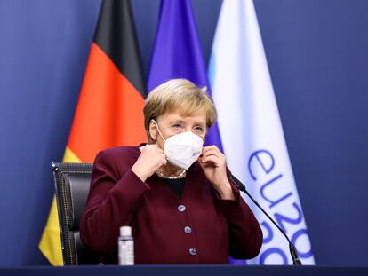 La canciller alemana, Angela Merkel, durante una conferencia de prensa en Bruselas el viernes pasado.