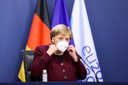 La canciller alemana, Angela Merkel, durante una conferencia de prensa en Bruselas el viernes pasado.