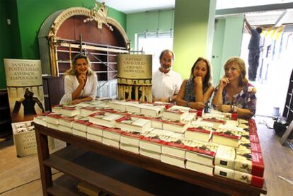 Los socios de Leo Librería, que mañana acoge la presentación del último libro de Santiago Posteguillo.